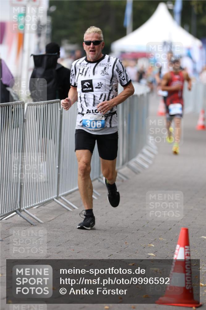 16.08.2026 - KN Förde Triathlon 2026 Antke Förster http://msf.ph/oto/9996592 16.08.2026 11:55:45 Laufen  meine-sportfotos.de