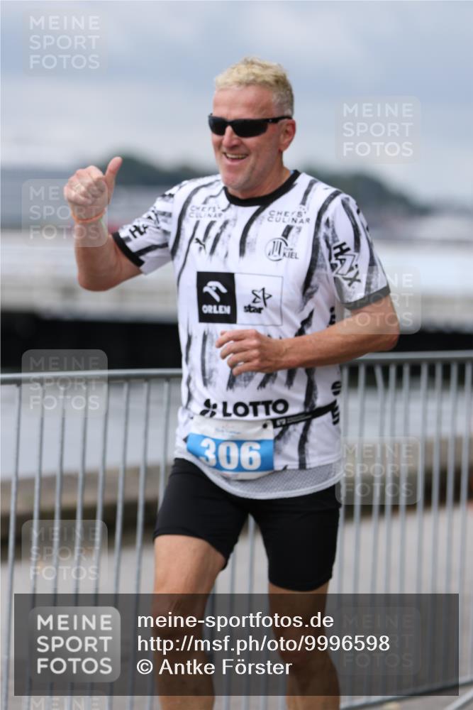 16.08.2026 - KN Förde Triathlon 2026 Antke Förster http://msf.ph/oto/9996598 16.08.2026 11:55:49 Laufen  meine-sportfotos.de