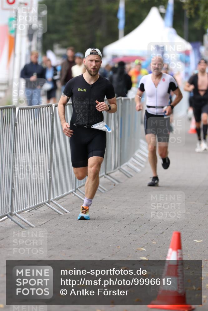 16.08.2026 - KN Förde Triathlon 2026 Antke Förster http://msf.ph/oto/9996615 16.08.2026 11:56:07 Laufen  meine-sportfotos.de