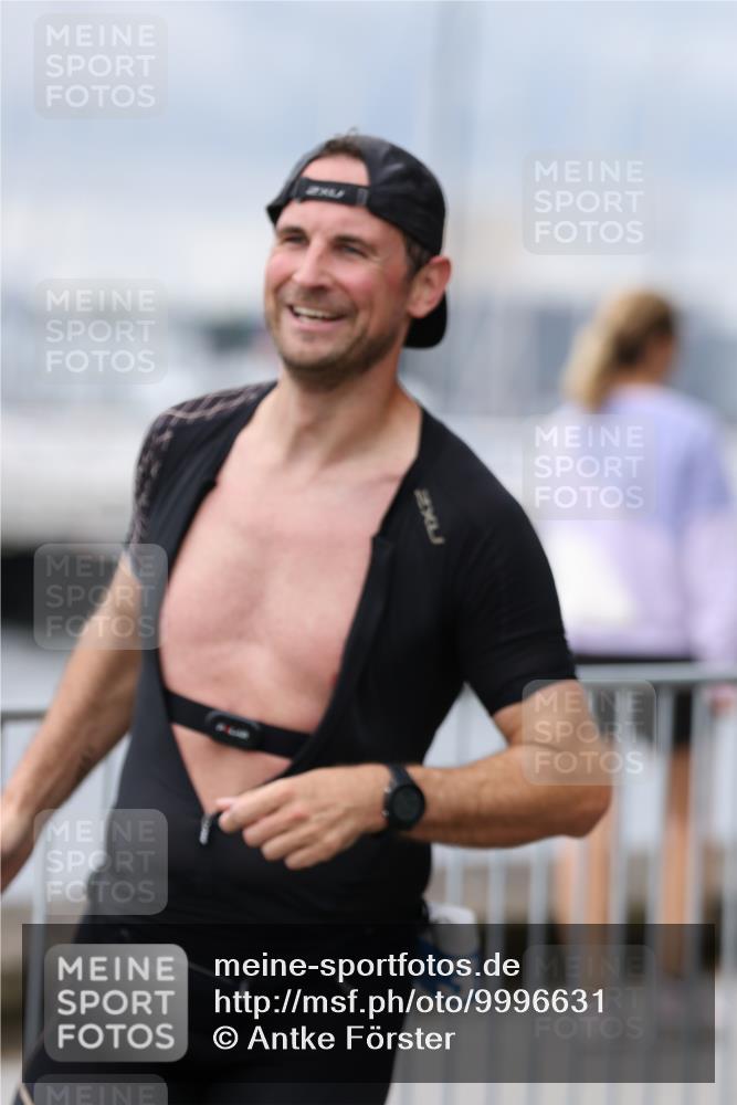 16.08.2026 - KN Förde Triathlon 2026 Antke Förster http://msf.ph/oto/9996631 16.08.2026 11:56:17 Laufen  meine-sportfotos.de