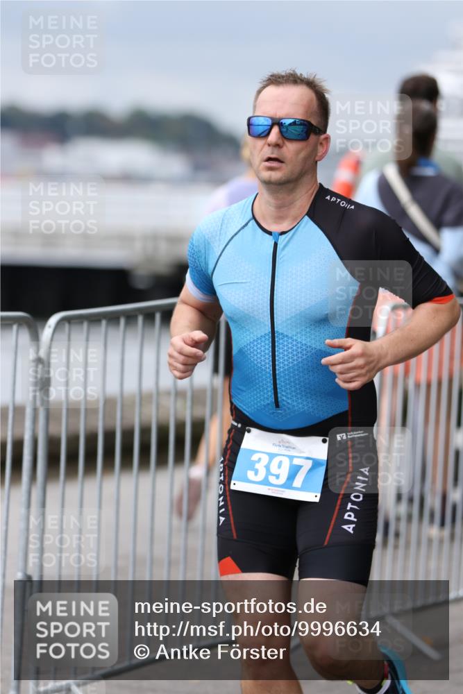 16.08.2026 - KN Förde Triathlon 2026 Antke Förster http://msf.ph/oto/9996634 16.08.2026 11:56:21 Laufen  meine-sportfotos.de