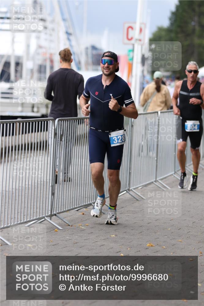 16.08.2026 - KN Förde Triathlon 2026 Antke Förster http://msf.ph/oto/9996680 16.08.2026 11:57:05 Laufen  meine-sportfotos.de