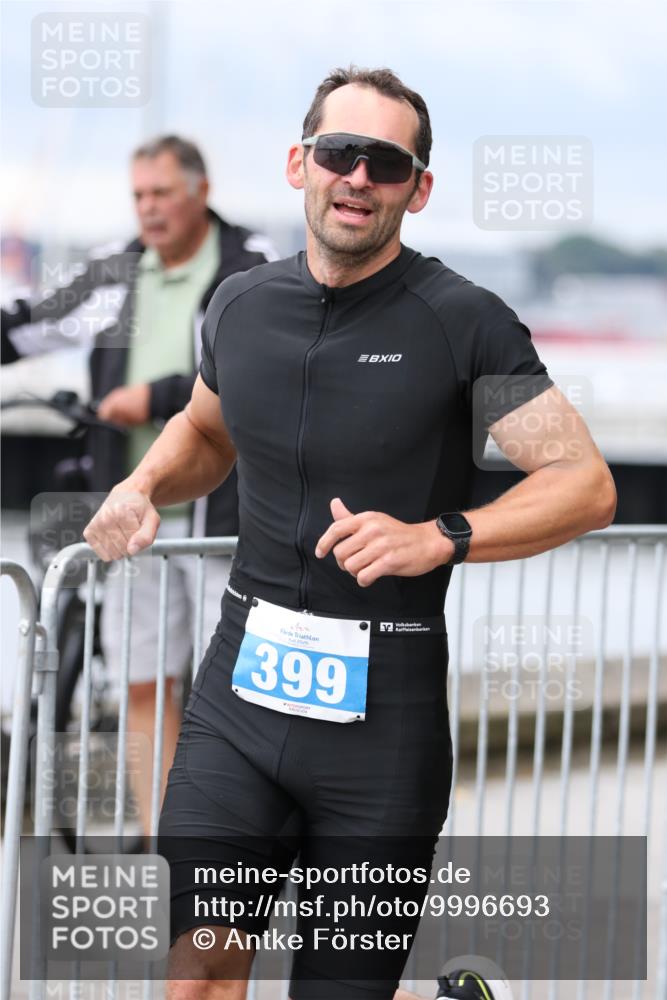 16.08.2026 - KN Förde Triathlon 2026 Antke Förster http://msf.ph/oto/9996693 16.08.2026 11:57:14 Laufen  meine-sportfotos.de