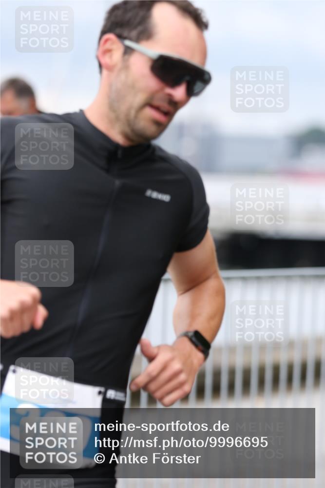 16.08.2026 - KN Förde Triathlon 2026 Antke Förster http://msf.ph/oto/9996695 16.08.2026 11:57:15 Laufen  meine-sportfotos.de