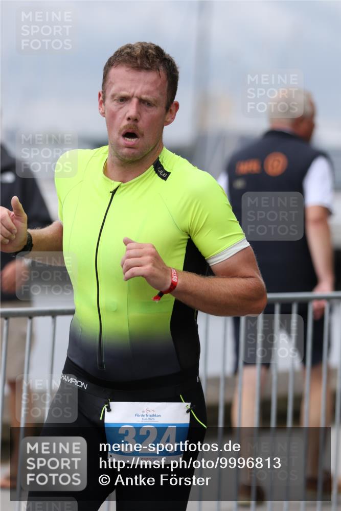16.08.2026 - KN Förde Triathlon 2026 Antke Förster http://msf.ph/oto/9996813 16.08.2026 11:58:58 Laufen  meine-sportfotos.de