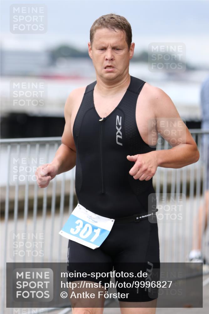 16.08.2026 - KN Förde Triathlon 2026 Antke Förster http://msf.ph/oto/9996827 16.08.2026 11:59:12 Laufen  meine-sportfotos.de