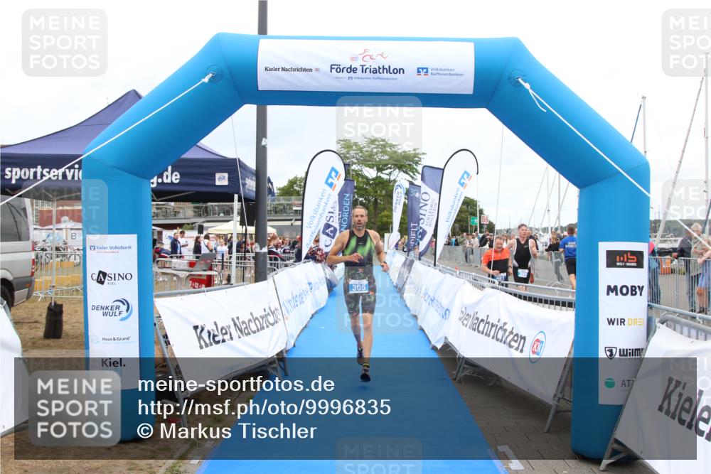 16.08.2026 - KN Förde Triathlon 2026 Markus Tischler http://msf.ph/oto/9996835 16.08.2026 12:00:50 Ziel 305, 305 meine-sportfotos.de