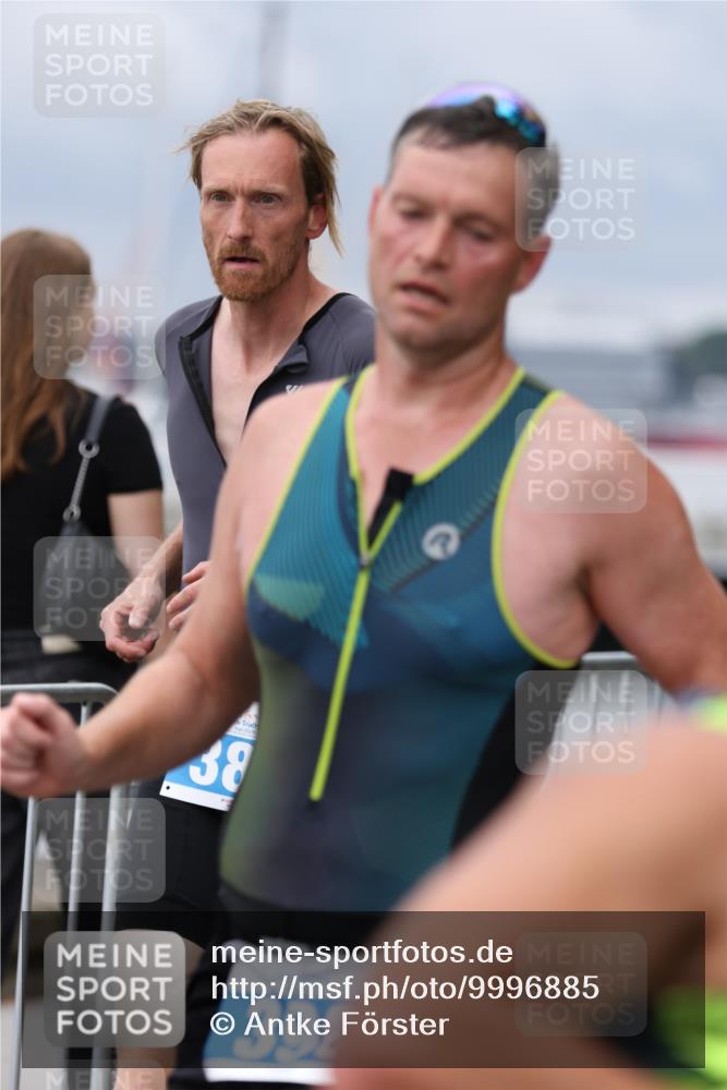 16.08.2026 - KN Förde Triathlon 2026 Antke Förster http://msf.ph/oto/9996885 16.08.2026 12:00:07 Laufen  meine-sportfotos.de