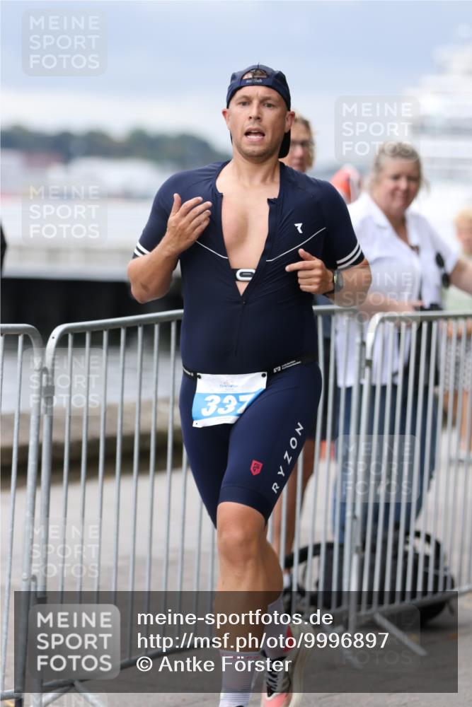 16.08.2026 - KN Förde Triathlon 2026 Antke Förster http://msf.ph/oto/9996897 16.08.2026 12:00:25 Laufen  meine-sportfotos.de