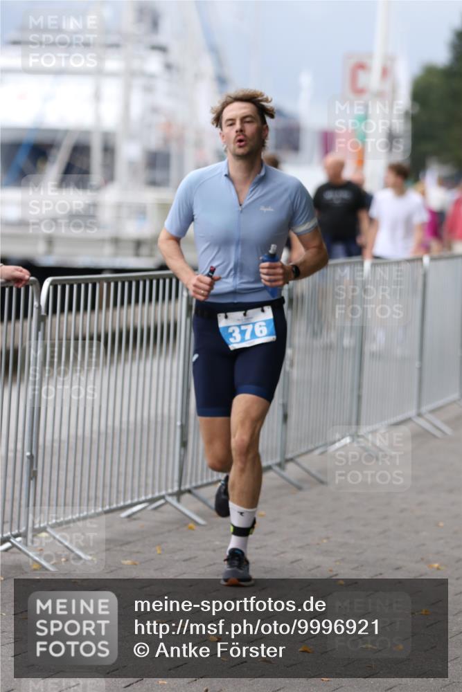 16.08.2026 - KN Förde Triathlon 2026 Antke Förster http://msf.ph/oto/9996921 16.08.2026 12:01:08 Laufen  meine-sportfotos.de