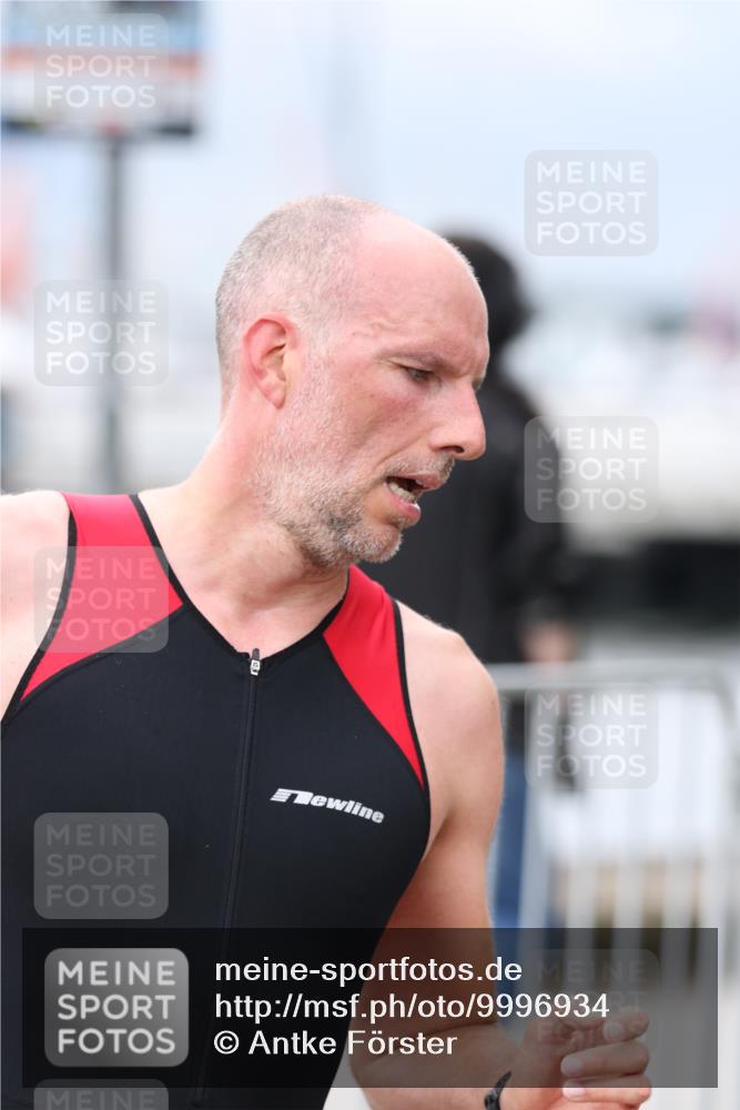 16.08.2026 - KN Förde Triathlon 2026 Antke Förster http://msf.ph/oto/9996934 16.08.2026 12:01:15 Laufen  meine-sportfotos.de