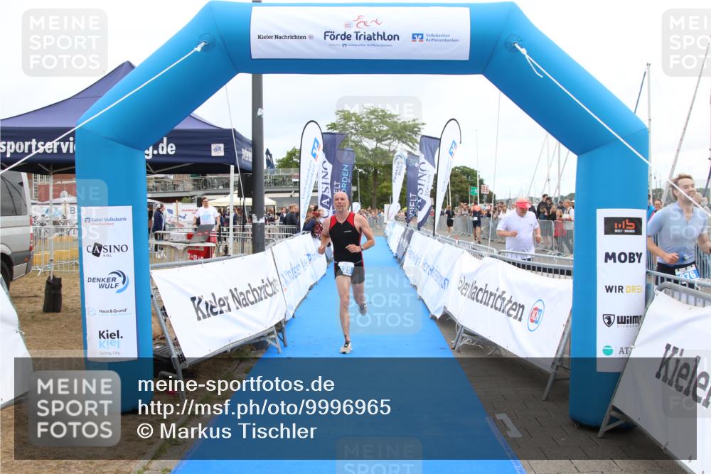 16.08.2026 - KN Förde Triathlon 2026 Markus Tischler http://msf.ph/oto/9996965 16.08.2026 12:02:08 Ziel 325, 325 meine-sportfotos.de