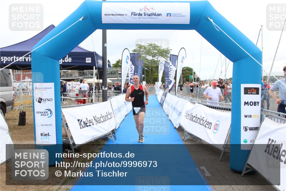 16.08.2026 - KN Förde Triathlon 2026 Markus Tischler http://msf.ph/oto/9996973 16.08.2026 12:02:08 Ziel 325, 325 meine-sportfotos.de