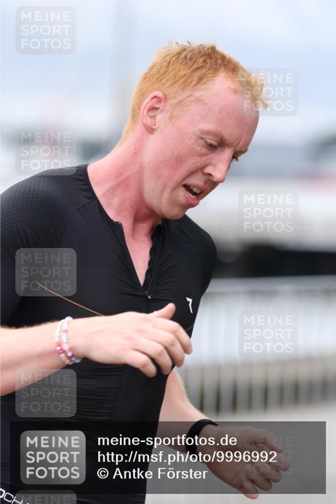 16.08.2026 - KN Förde Triathlon 2026 Antke Förster http://msf.ph/oto/9996992 16.08.2026 12:02:50 Laufen  meine-sportfotos.de