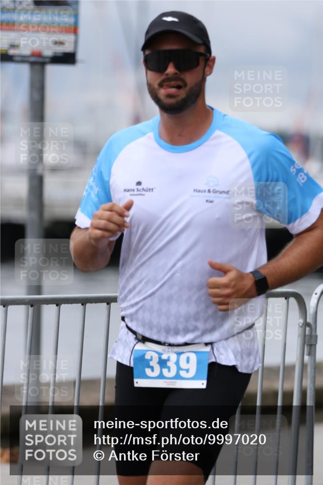 16.08.2026 - KN Förde Triathlon 2026 Antke Förster http://msf.ph/oto/9997020 16.08.2026 12:03:38 Laufen  meine-sportfotos.de