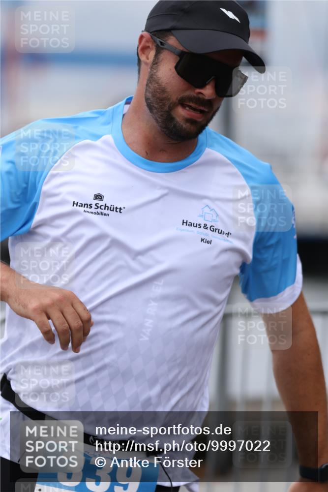 16.08.2026 - KN Förde Triathlon 2026 Antke Förster http://msf.ph/oto/9997022 16.08.2026 12:03:39 Laufen  meine-sportfotos.de