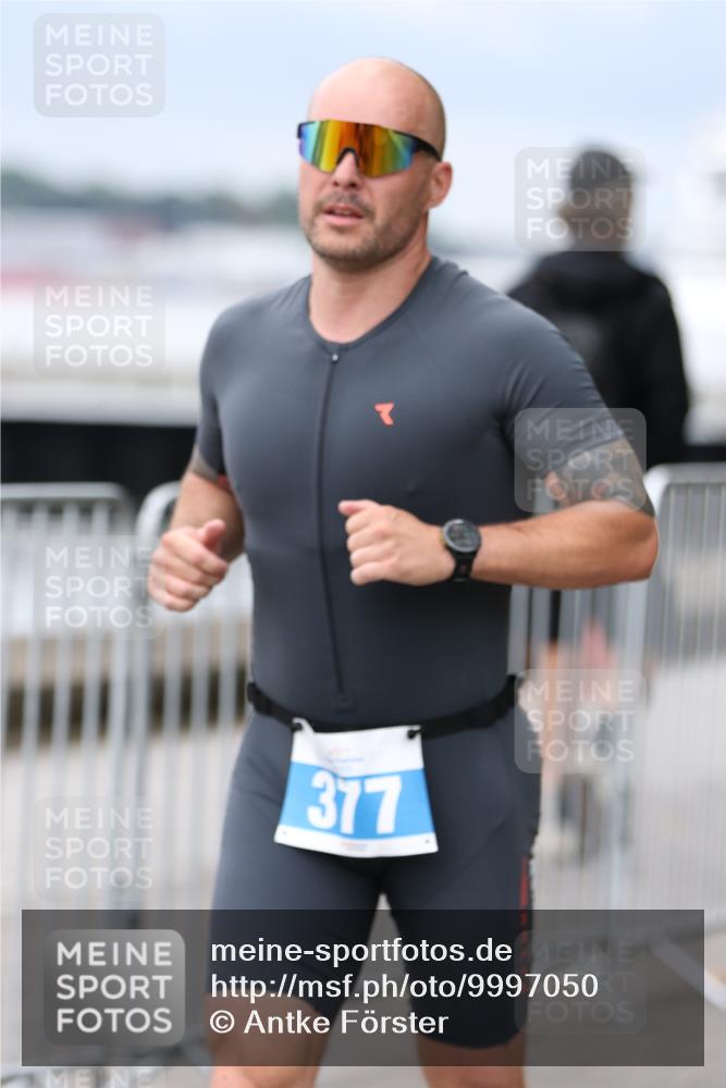 16.08.2026 - KN Förde Triathlon 2026 Antke Förster http://msf.ph/oto/9997050 16.08.2026 12:04:30 Laufen  meine-sportfotos.de
