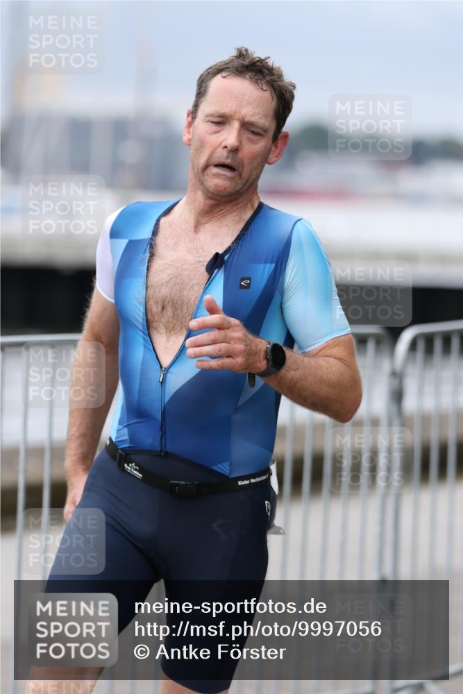 16.08.2026 - KN Förde Triathlon 2026 Antke Förster http://msf.ph/oto/9997056 16.08.2026 12:04:37 Laufen  meine-sportfotos.de