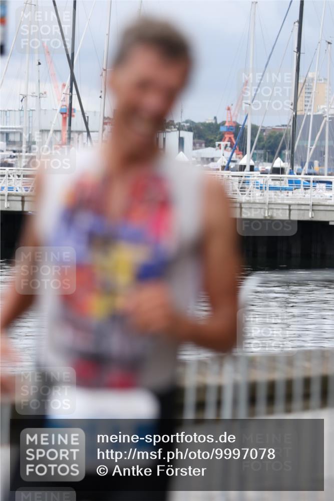 16.08.2026 - KN Förde Triathlon 2026 Antke Förster http://msf.ph/oto/9997078 16.08.2026 12:05:01 Laufen  meine-sportfotos.de
