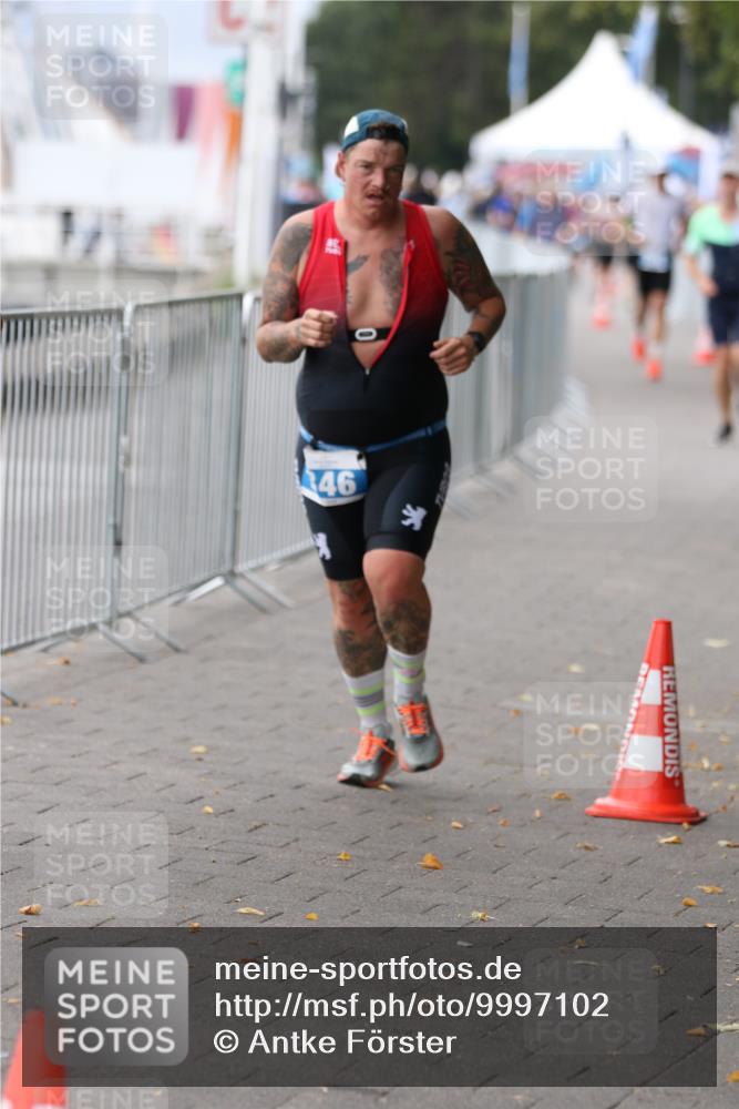16.08.2026 - KN Förde Triathlon 2026 Antke Förster http://msf.ph/oto/9997102 16.08.2026 12:05:32 Laufen  meine-sportfotos.de