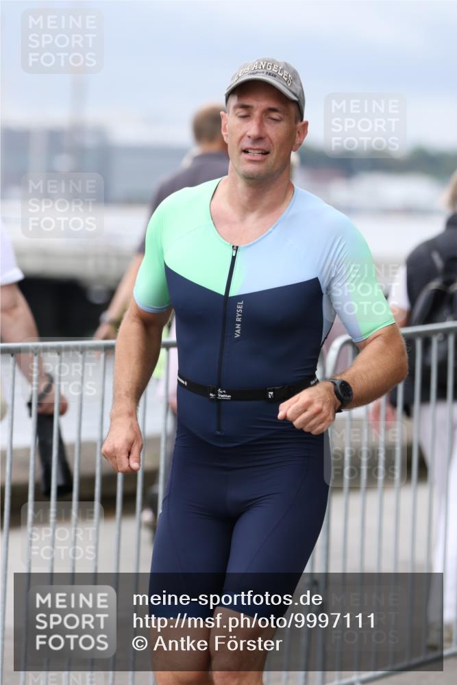 16.08.2026 - KN Förde Triathlon 2026 Antke Förster http://msf.ph/oto/9997111 16.08.2026 12:05:42 Laufen  meine-sportfotos.de