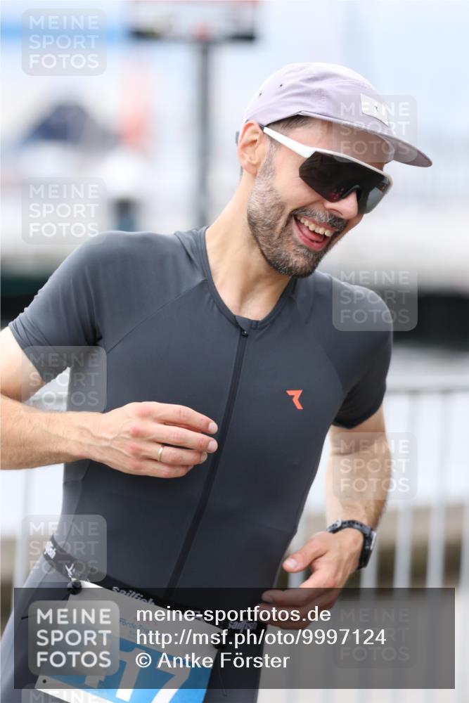 16.08.2026 - KN Förde Triathlon 2026 Antke Förster http://msf.ph/oto/9997124 16.08.2026 12:06:02 Laufen  meine-sportfotos.de
