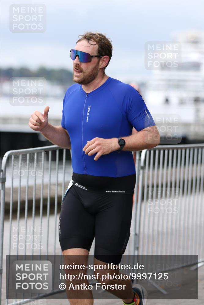 16.08.2026 - KN Förde Triathlon 2026 Antke Förster http://msf.ph/oto/9997125 16.08.2026 12:06:03 Laufen  meine-sportfotos.de