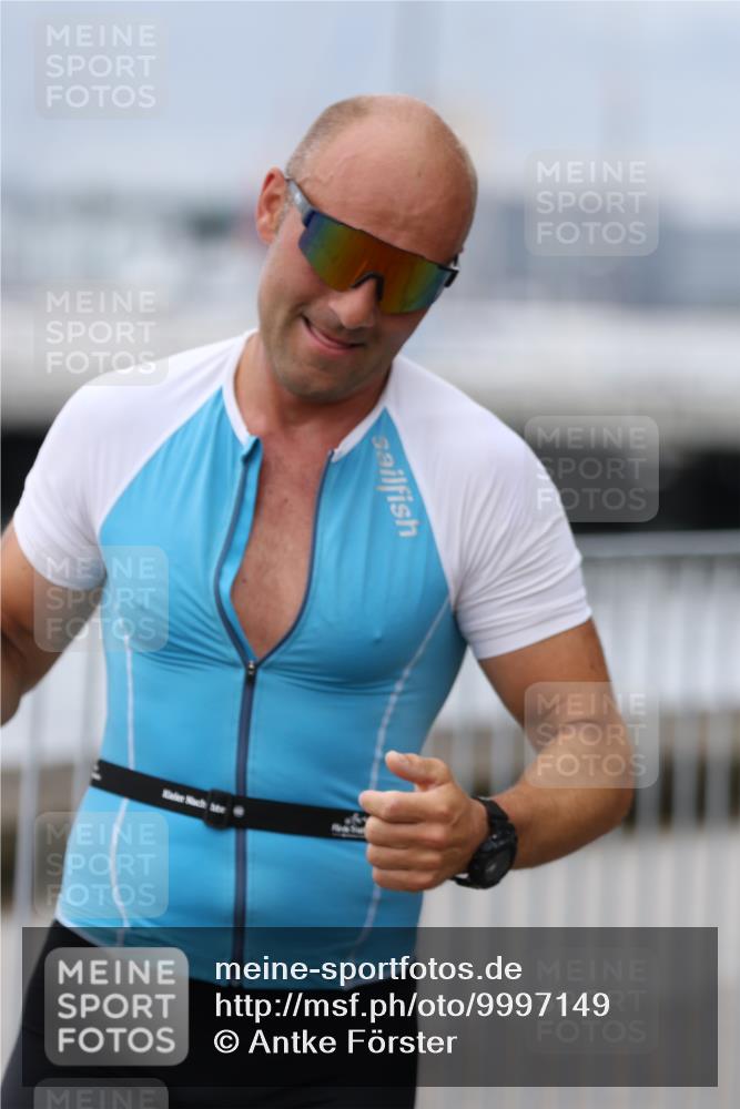 16.08.2026 - KN Förde Triathlon 2026 Antke Förster http://msf.ph/oto/9997149 16.08.2026 12:06:27 Laufen  meine-sportfotos.de