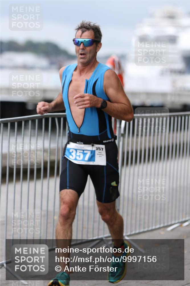 16.08.2026 - KN Förde Triathlon 2026 Antke Förster http://msf.ph/oto/9997156 16.08.2026 12:06:36 Laufen  meine-sportfotos.de