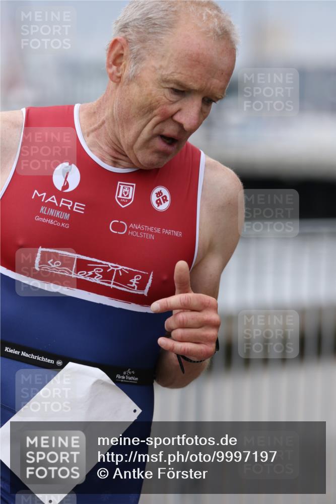 16.08.2026 - KN Förde Triathlon 2026 Antke Förster http://msf.ph/oto/9997197 16.08.2026 12:07:18 Laufen  meine-sportfotos.de