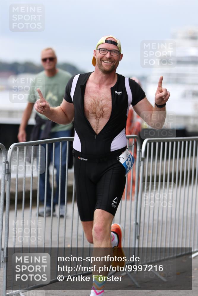 16.08.2026 - KN Förde Triathlon 2026 Antke Förster http://msf.ph/oto/9997216 16.08.2026 12:07:37 Laufen  meine-sportfotos.de