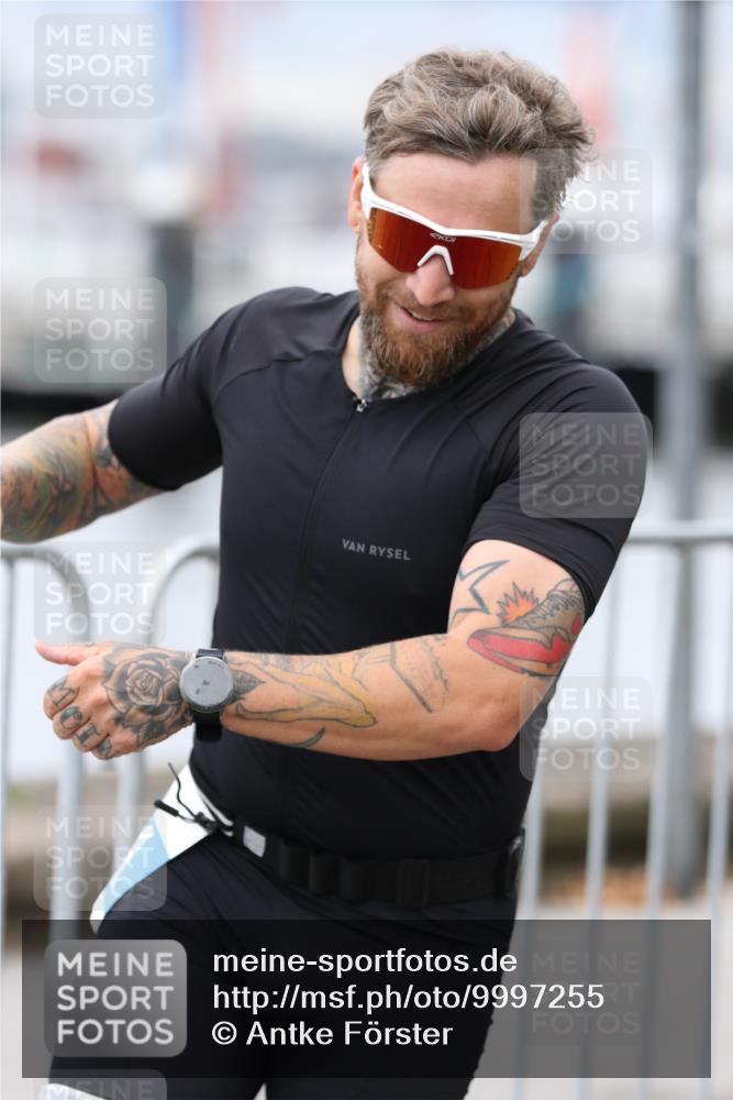 16.08.2026 - KN Förde Triathlon 2026 Antke Förster http://msf.ph/oto/9997255 16.08.2026 12:08:23 Laufen  meine-sportfotos.de