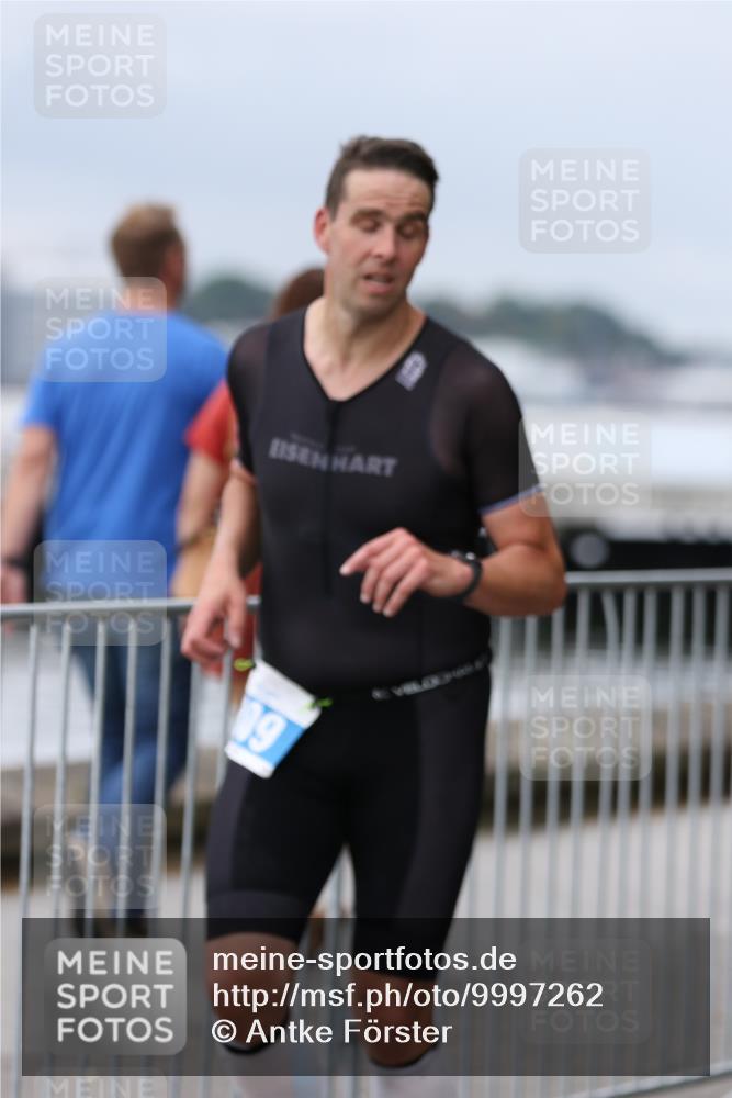 16.08.2026 - KN Förde Triathlon 2026 Antke Förster http://msf.ph/oto/9997262 16.08.2026 12:08:32 Laufen  meine-sportfotos.de