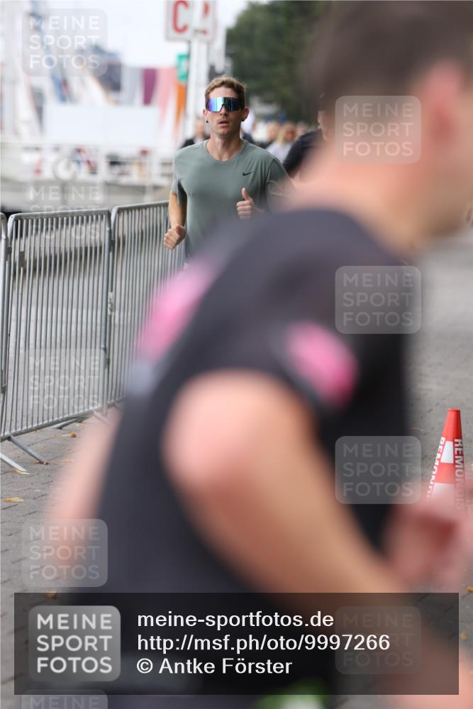 16.08.2026 - KN Förde Triathlon 2026 Antke Förster http://msf.ph/oto/9997266 16.08.2026 12:08:35 Laufen  meine-sportfotos.de