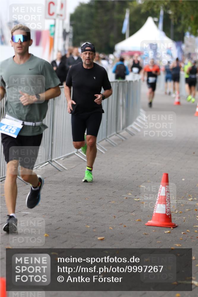 16.08.2026 - KN Förde Triathlon 2026 Antke Förster http://msf.ph/oto/9997267 16.08.2026 12:08:36 Laufen  meine-sportfotos.de