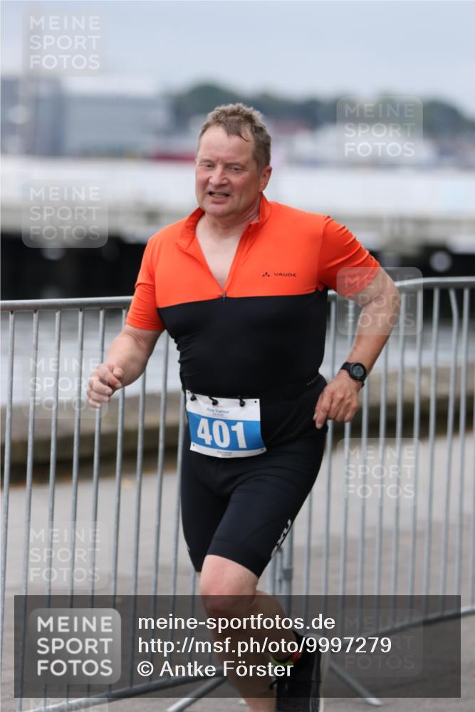 16.08.2026 - KN Förde Triathlon 2026 Antke Förster http://msf.ph/oto/9997279 16.08.2026 12:08:53 Laufen  meine-sportfotos.de