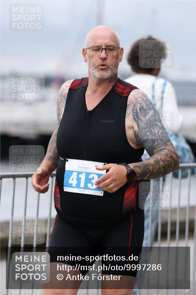 16.08.2026 - KN Förde Triathlon 2026 Antke Förster http://msf.ph/oto/9997286 16.08.2026 12:09:02 Laufen  meine-sportfotos.de