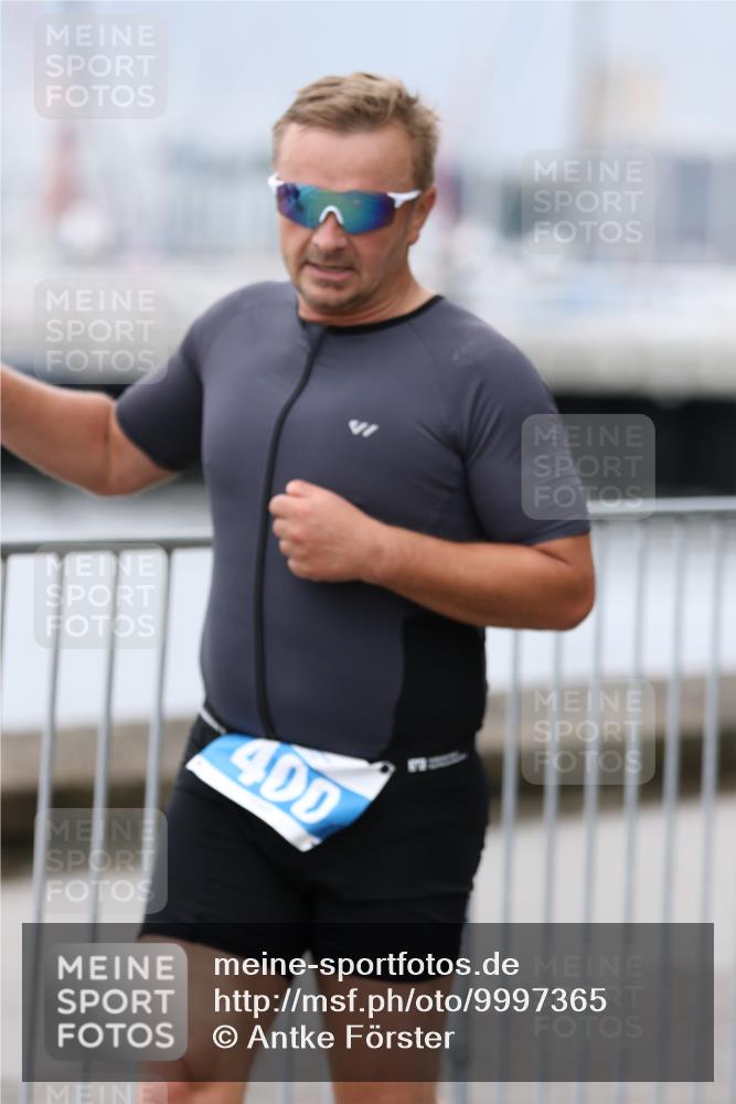 16.08.2026 - KN Förde Triathlon 2026 Antke Förster http://msf.ph/oto/9997365 16.08.2026 12:10:51 Laufen  meine-sportfotos.de