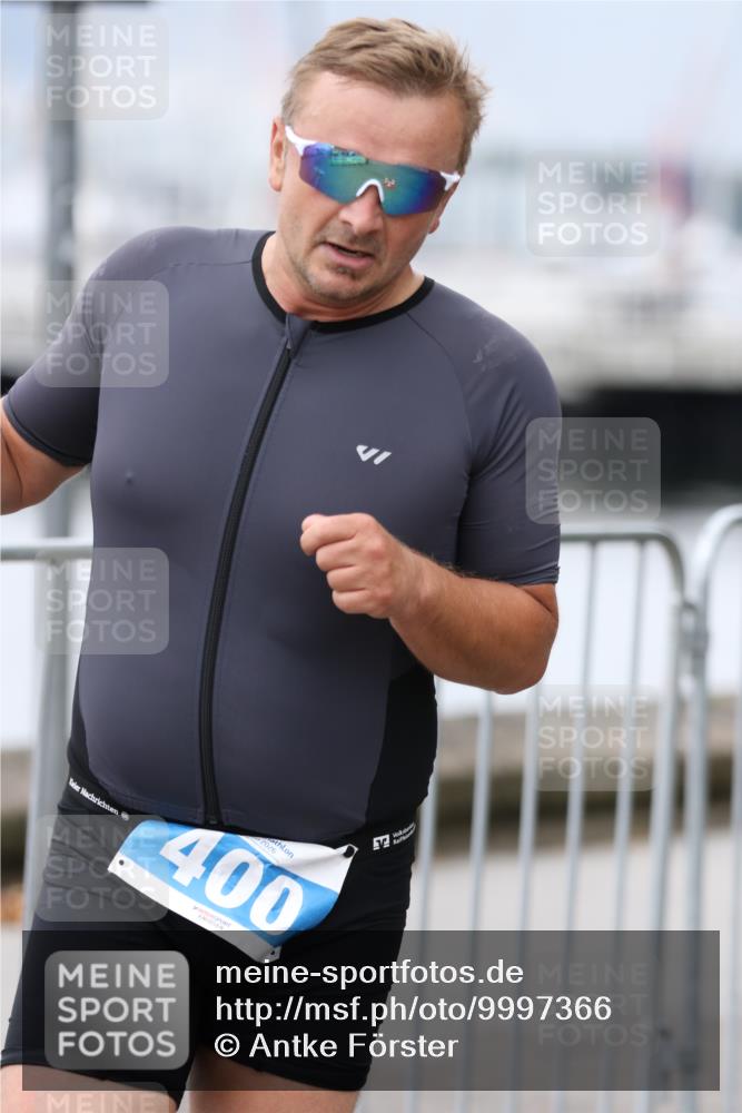 16.08.2026 - KN Förde Triathlon 2026 Antke Förster http://msf.ph/oto/9997366 16.08.2026 12:10:52 Laufen  meine-sportfotos.de