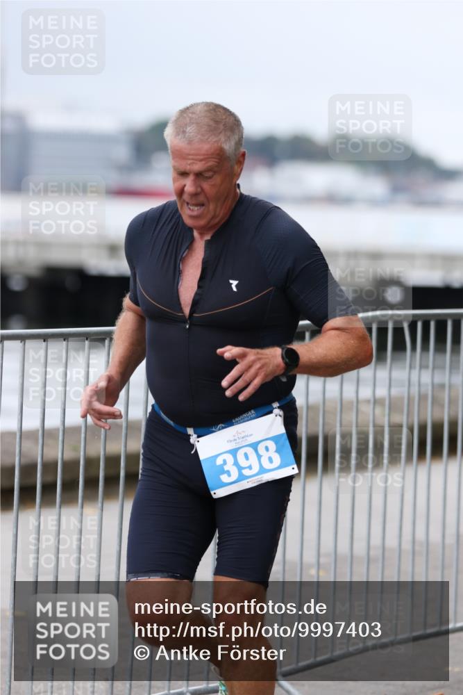 16.08.2026 - KN Förde Triathlon 2026 Antke Förster http://msf.ph/oto/9997403 16.08.2026 12:11:57 Laufen  meine-sportfotos.de