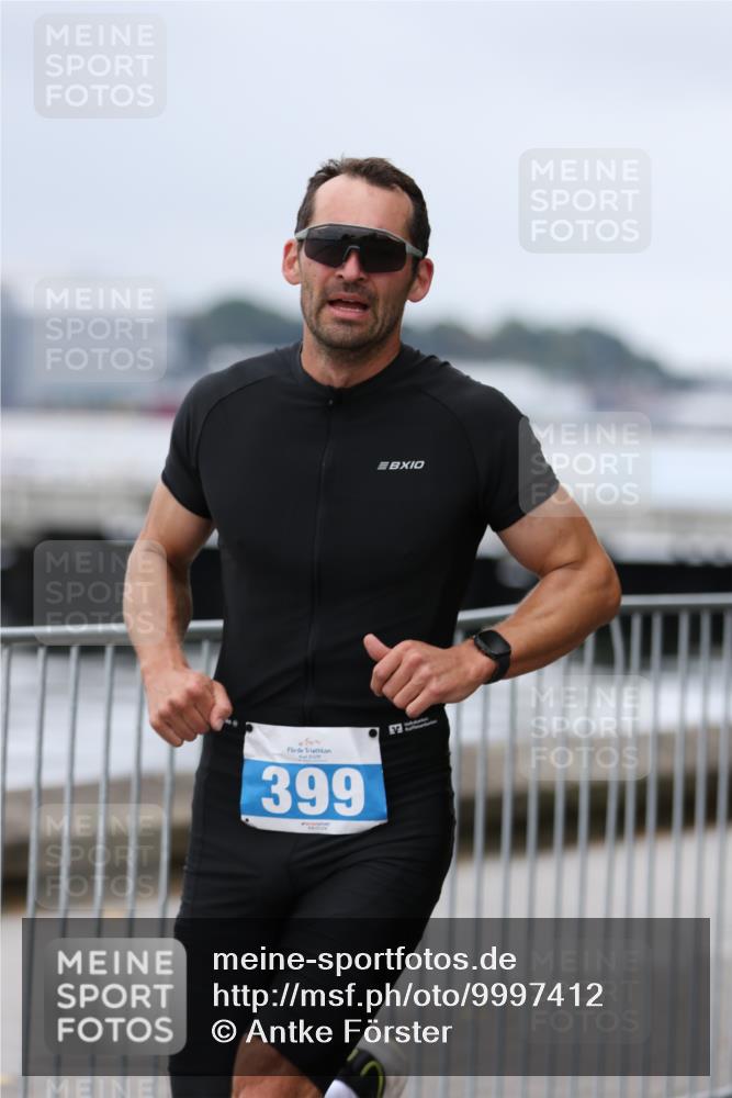 16.08.2026 - KN Förde Triathlon 2026 Antke Förster http://msf.ph/oto/9997412 16.08.2026 12:12:10 Laufen  meine-sportfotos.de
