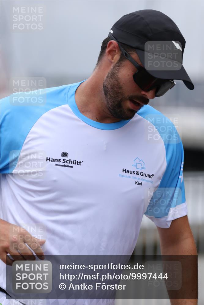 16.08.2026 - KN Förde Triathlon 2026 Antke Förster http://msf.ph/oto/9997444 16.08.2026 12:13:14 Laufen  meine-sportfotos.de