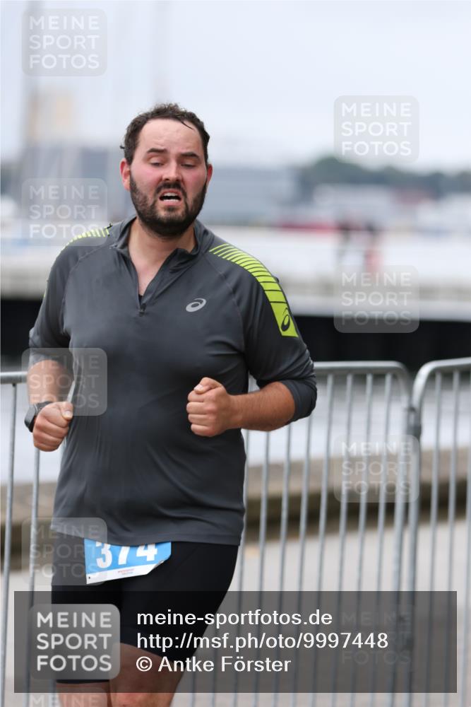 16.08.2026 - KN Förde Triathlon 2026 Antke Förster http://msf.ph/oto/9997448 16.08.2026 12:13:26 Laufen  meine-sportfotos.de