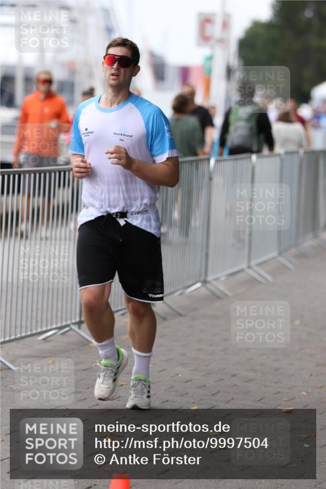16.08.2026 - KN Förde Triathlon 2026 Antke Förster http://msf.ph/oto/9997504 16.08.2026 12:15:13 Laufen  meine-sportfotos.de