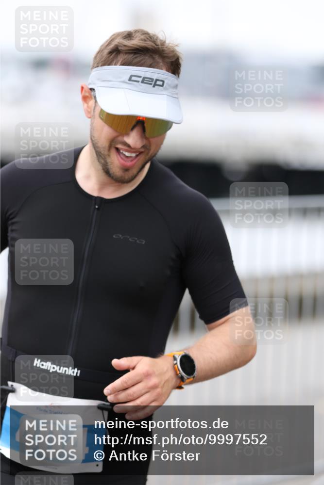 16.08.2026 - KN Förde Triathlon 2026 Antke Förster http://msf.ph/oto/9997552 16.08.2026 12:16:14 Laufen  meine-sportfotos.de