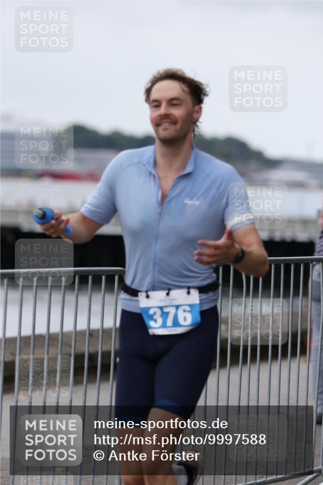 16.08.2026 - KN Förde Triathlon 2026 Antke Förster http://msf.ph/oto/9997588 16.08.2026 12:17:11 Laufen  meine-sportfotos.de