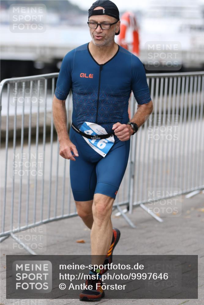 16.08.2026 - KN Förde Triathlon 2026 Antke Förster http://msf.ph/oto/9997646 16.08.2026 12:18:52 Laufen  meine-sportfotos.de