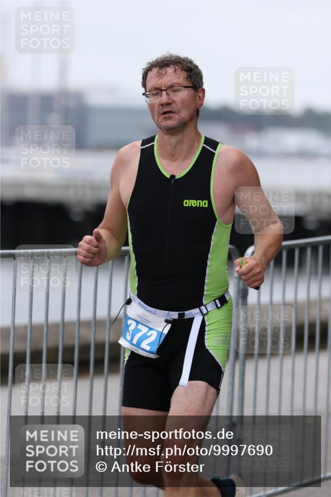 16.08.2026 - KN Förde Triathlon 2026 Antke Förster http://msf.ph/oto/9997690 16.08.2026 12:19:59 Laufen  meine-sportfotos.de