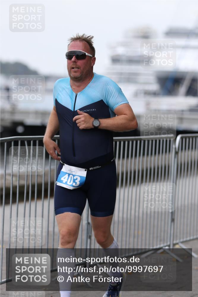 16.08.2026 - KN Förde Triathlon 2026 Antke Förster http://msf.ph/oto/9997697 16.08.2026 12:20:07 Laufen  meine-sportfotos.de
