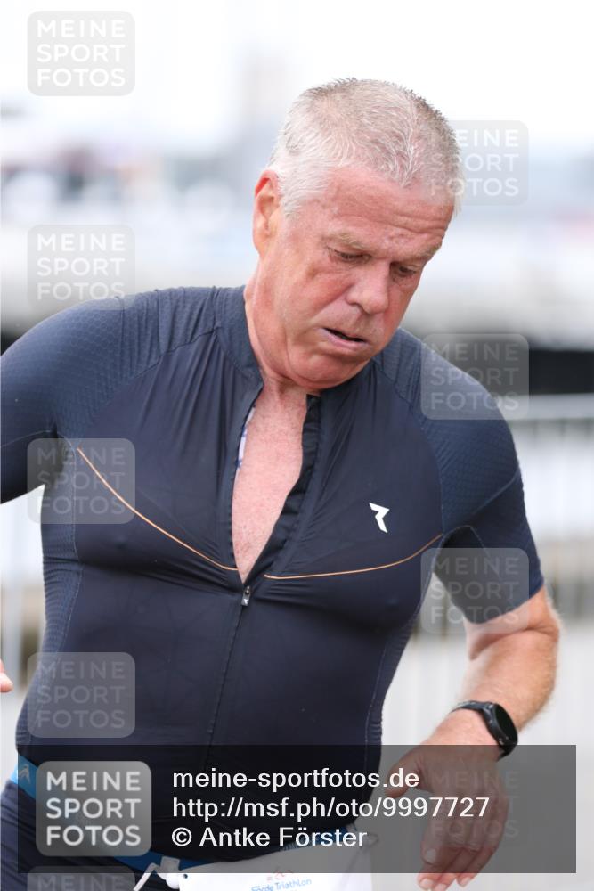 16.08.2026 - KN Förde Triathlon 2026 Antke Förster http://msf.ph/oto/9997727 16.08.2026 12:21:15 Laufen  meine-sportfotos.de